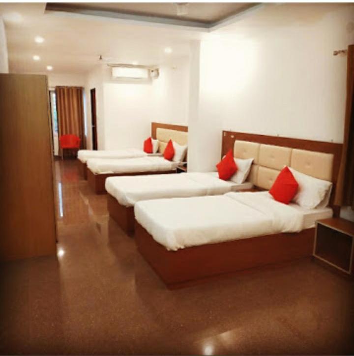 Shivansh Inn Resort Risikés Kültér fotó
