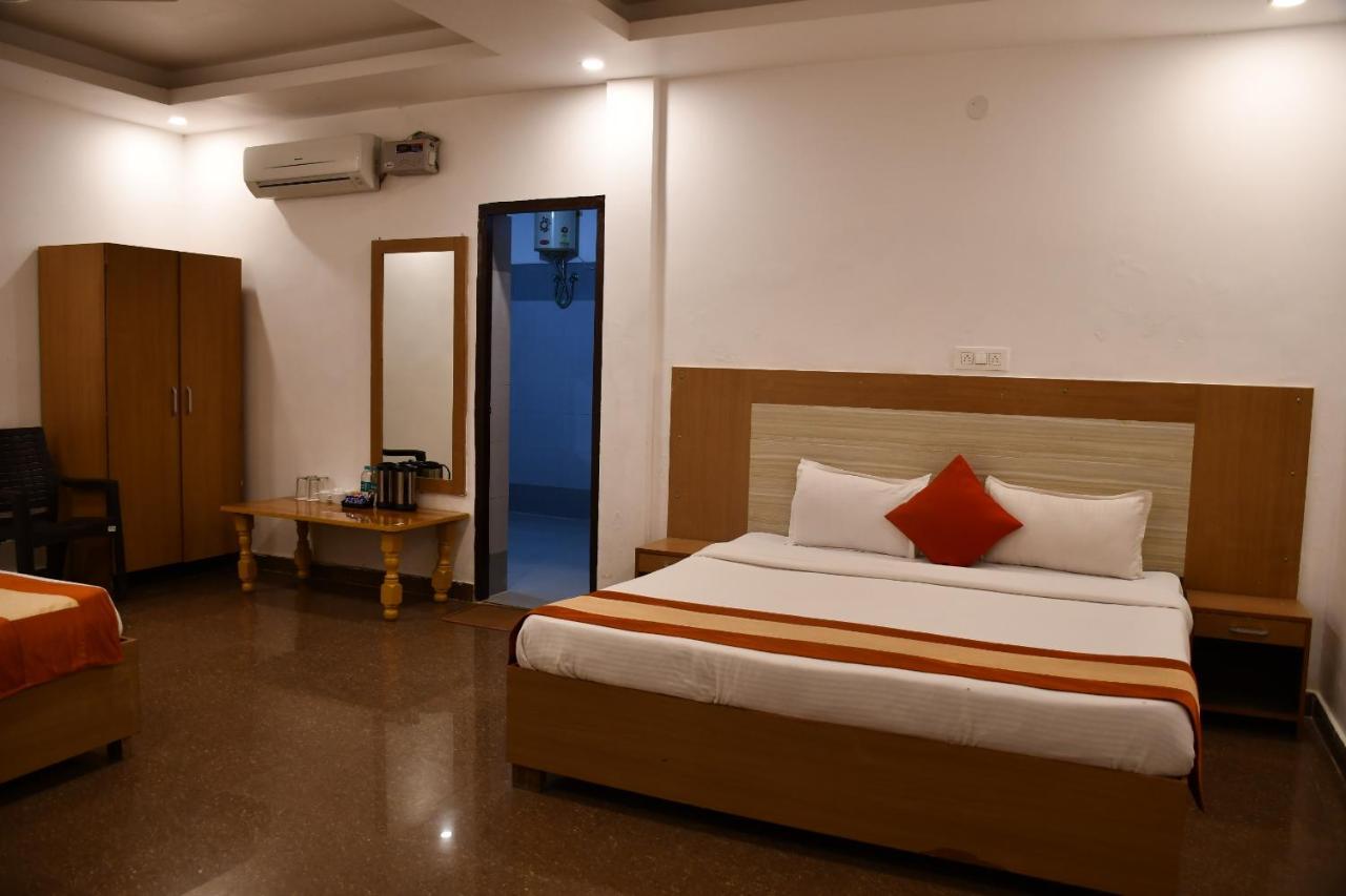 Shivansh Inn Resort Risikés Kültér fotó