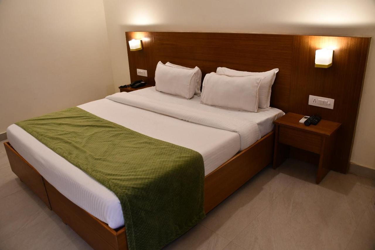 Shivansh Inn Resort Risikés Kültér fotó