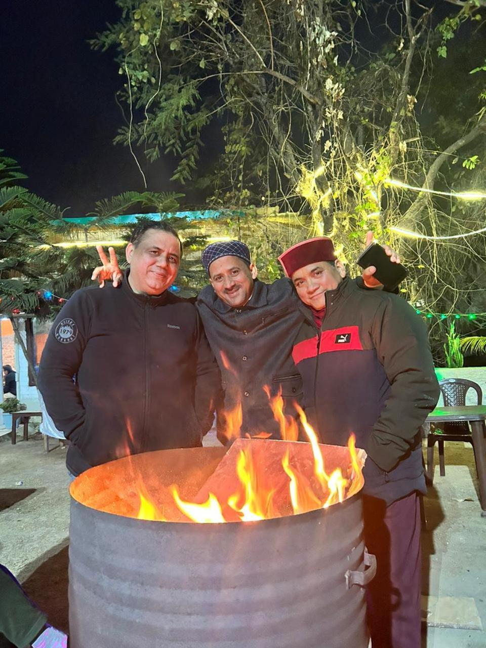 Shivansh Inn Resort Risikés Kültér fotó