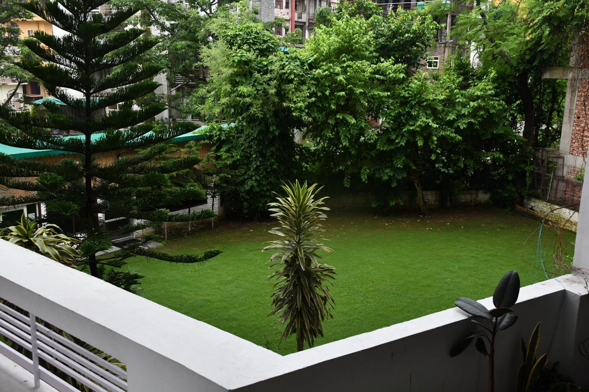 Shivansh Inn Resort Risikés Kültér fotó