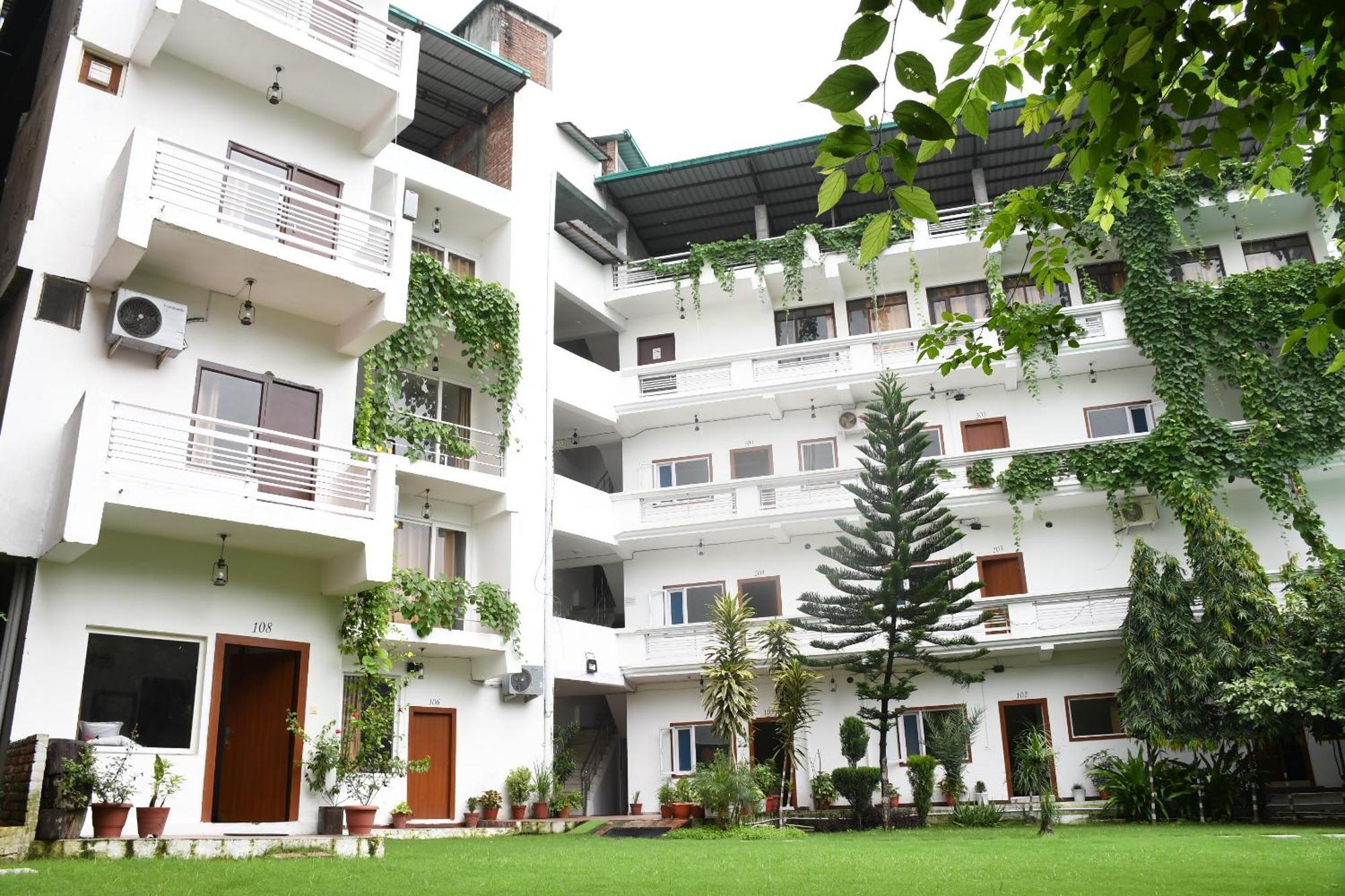 Shivansh Inn Resort Risikés Kültér fotó