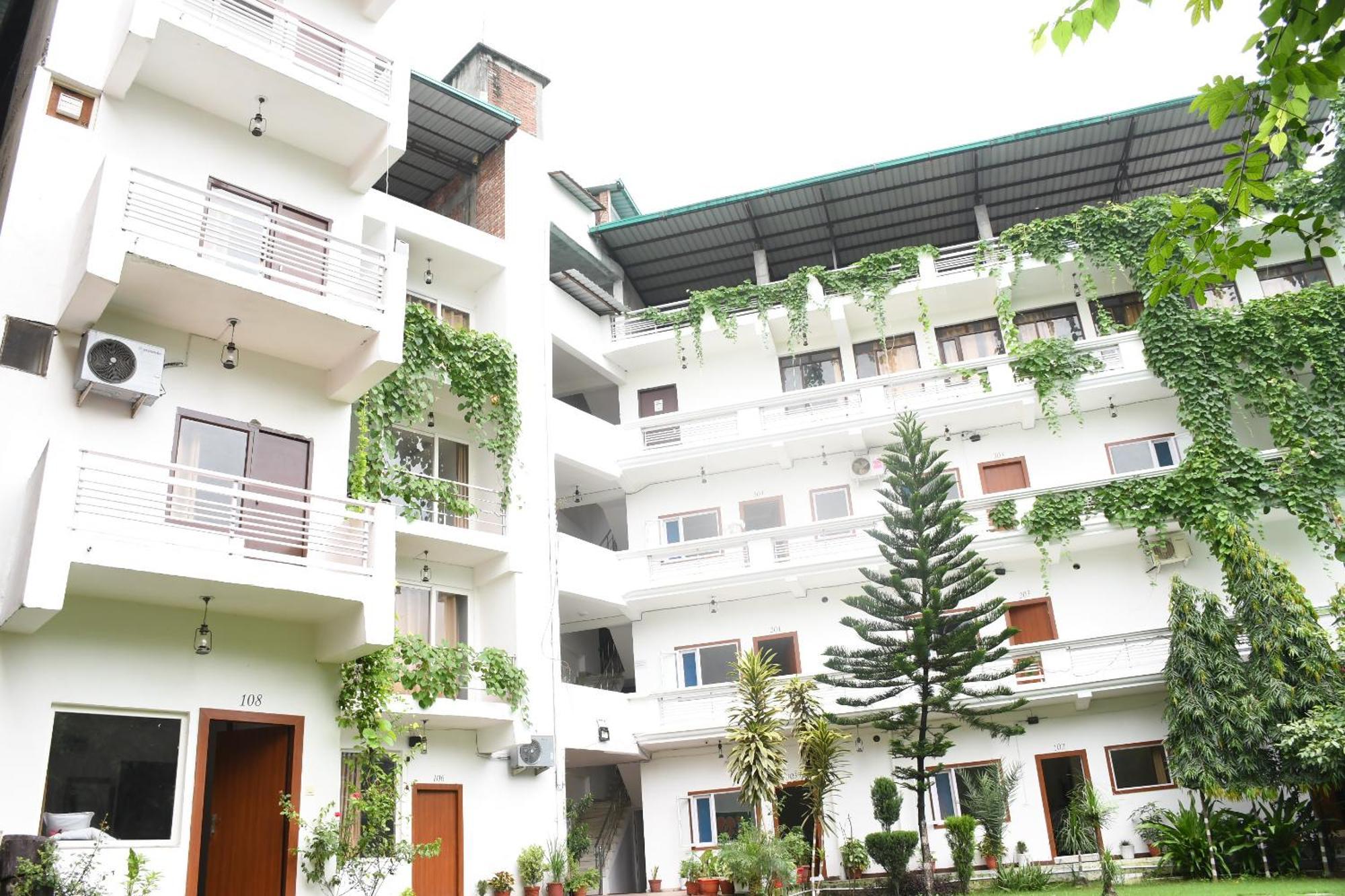 Shivansh Inn Resort Risikés Kültér fotó